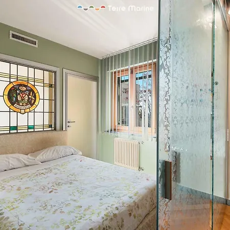 Bianca, Terre Marine Villa