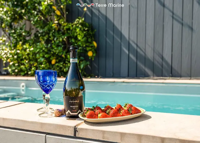 Bianca, Terre Marine Vila