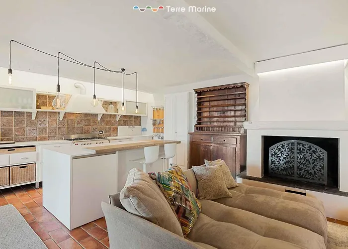 Bianca, Terre Marine